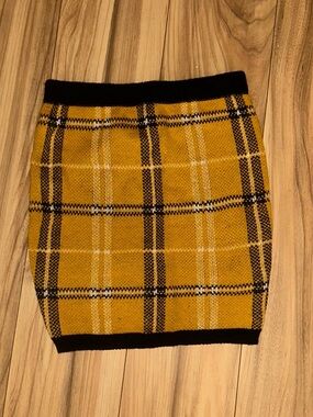 Plaid Knit Mini Skirt in Mustard Yellow